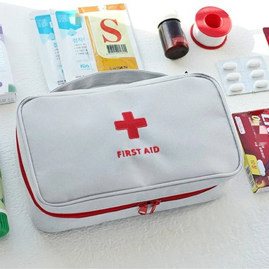 Health Medicine First Aid Kit Oxford Cloth Portable Travel Storage Emergency Kit Tote Bag Outdoor Medical Bag Storage Case Red